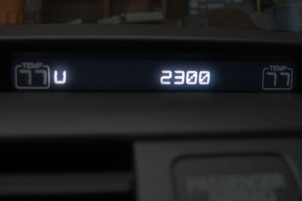 Nissan Clarion radio